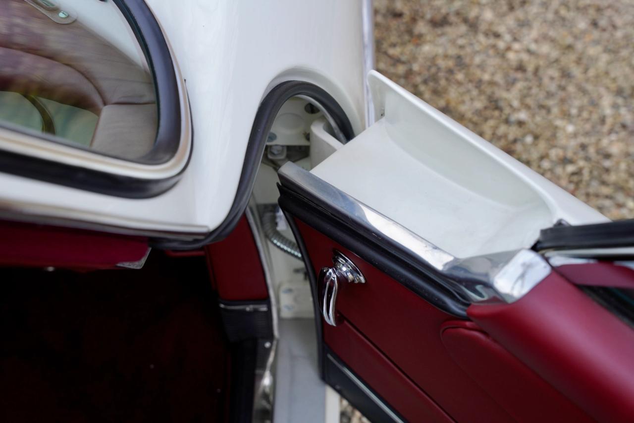 1961 Aston Martin DB4 Series 3