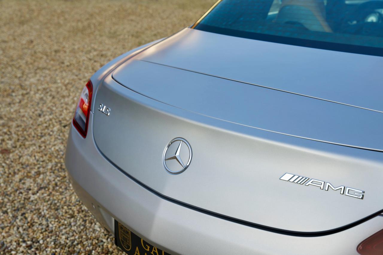 2011 Mercedes - Benz Mercedes Benz SLS AMG
