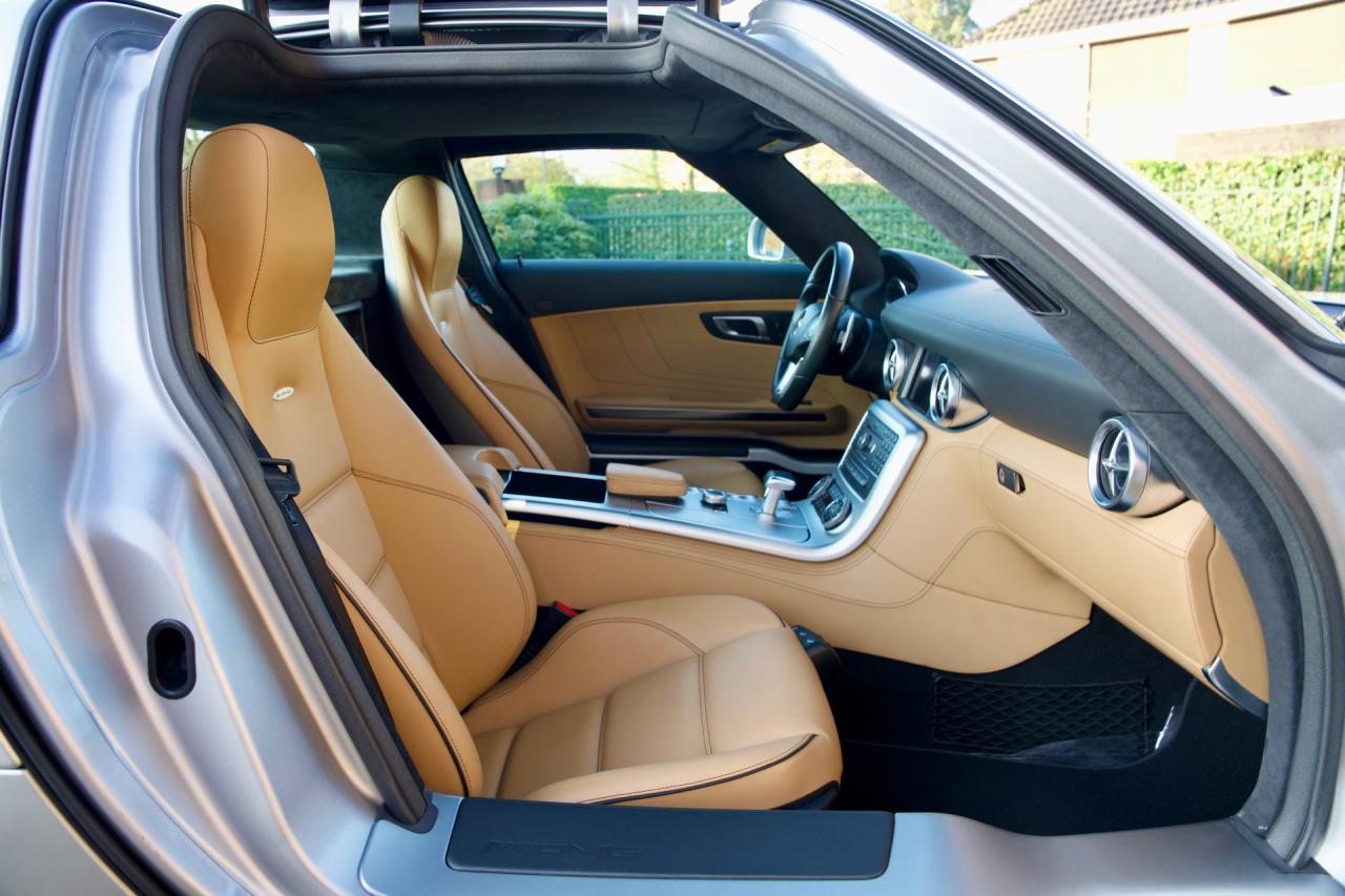 2011 Mercedes - Benz Mercedes Benz SLS AMG