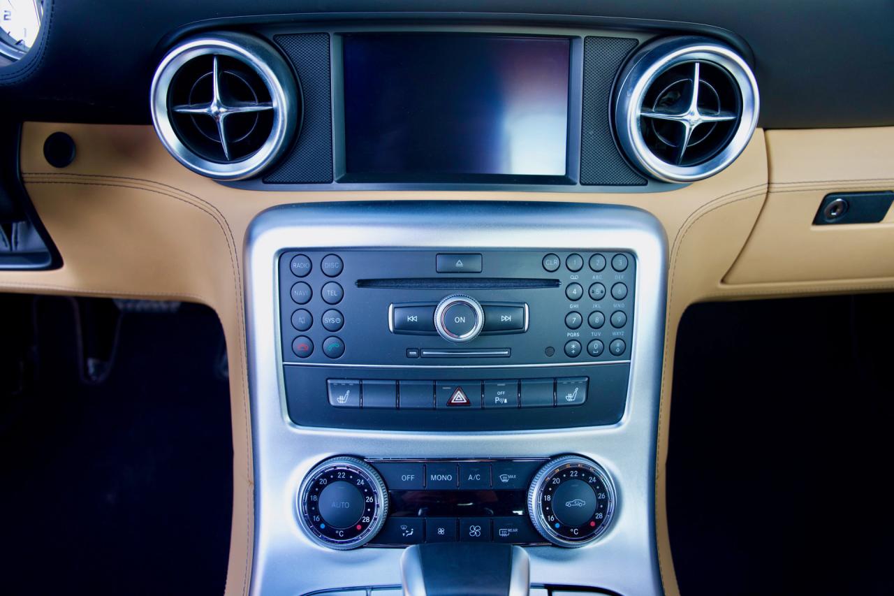 2011 Mercedes - Benz Mercedes Benz SLS AMG