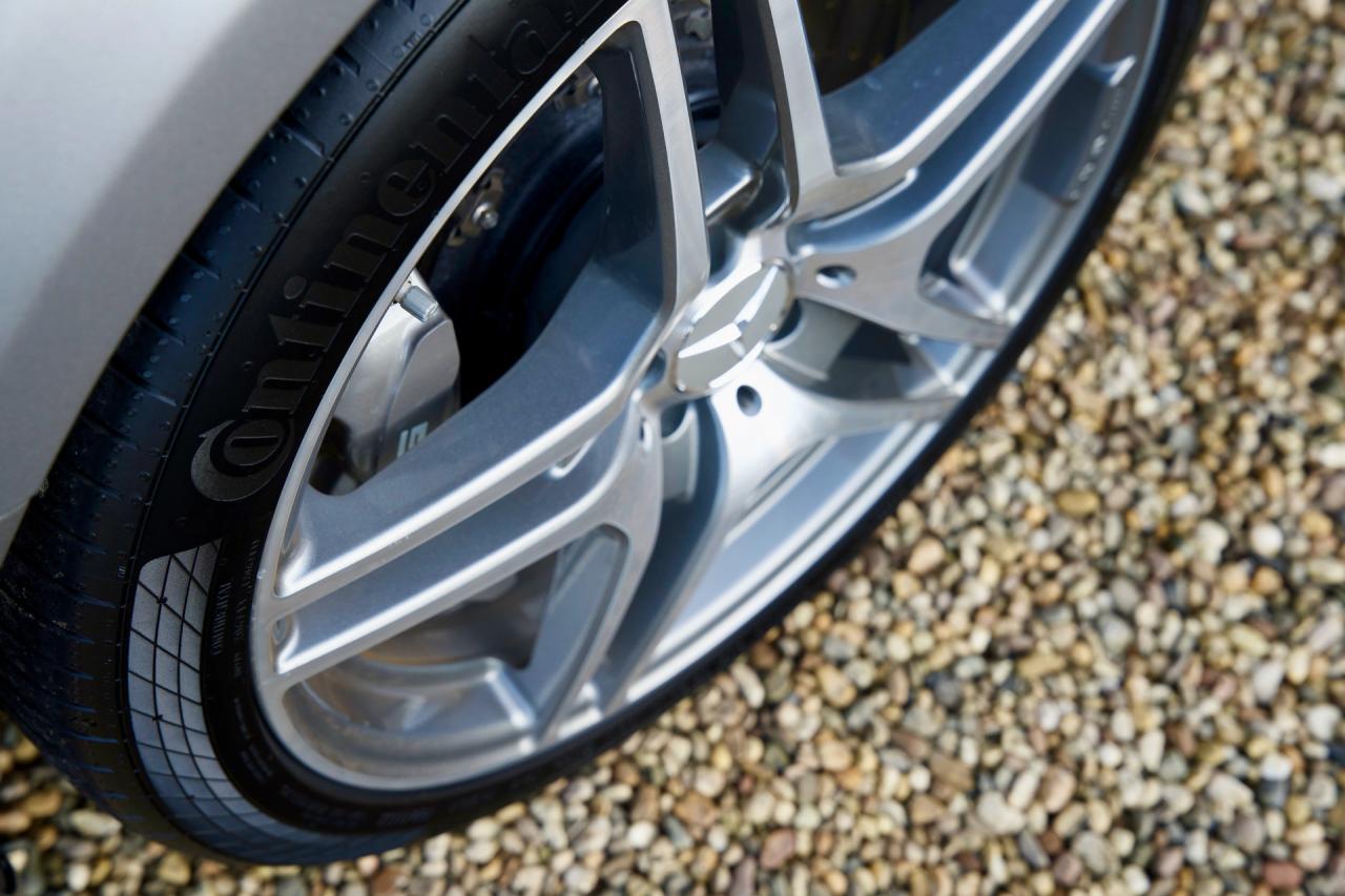 2011 Mercedes - Benz Mercedes Benz SLS AMG