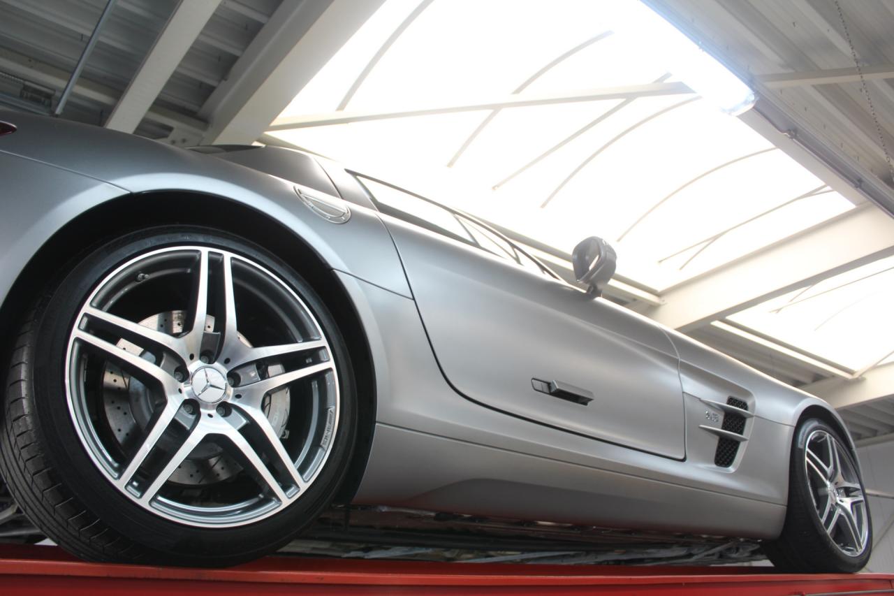 2011 Mercedes - Benz Mercedes Benz SLS AMG