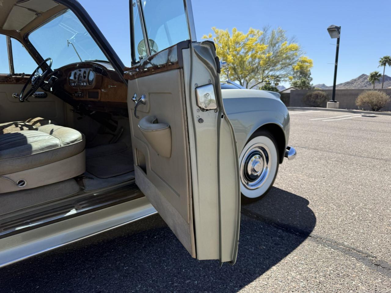 1960 Rolls - Royce Silver Cloud II