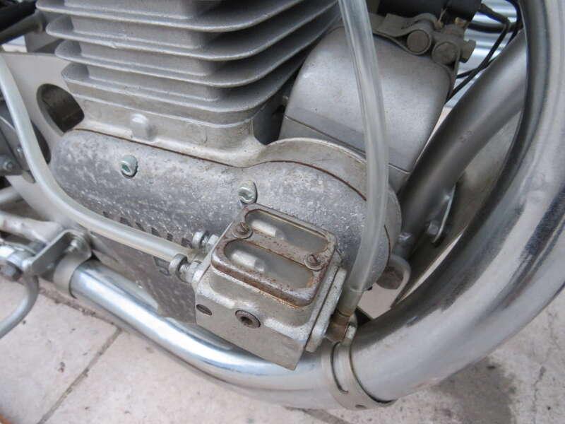 1985 JAWA 4 VALVE SPEEDWAY BIKE