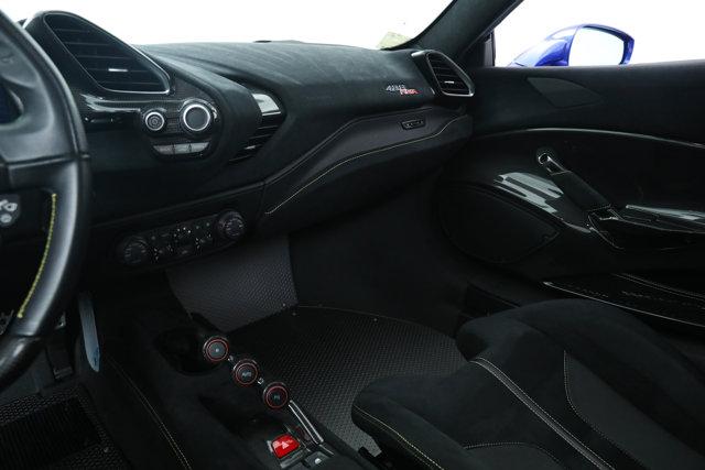 2020 Ferrari 488 PISTA