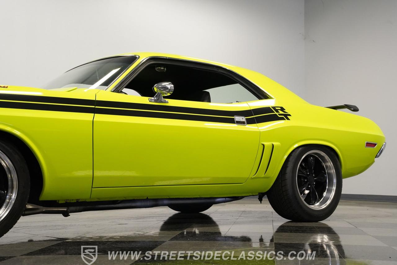 1971 Dodge Challenger R/T 426 Hemi Tribute