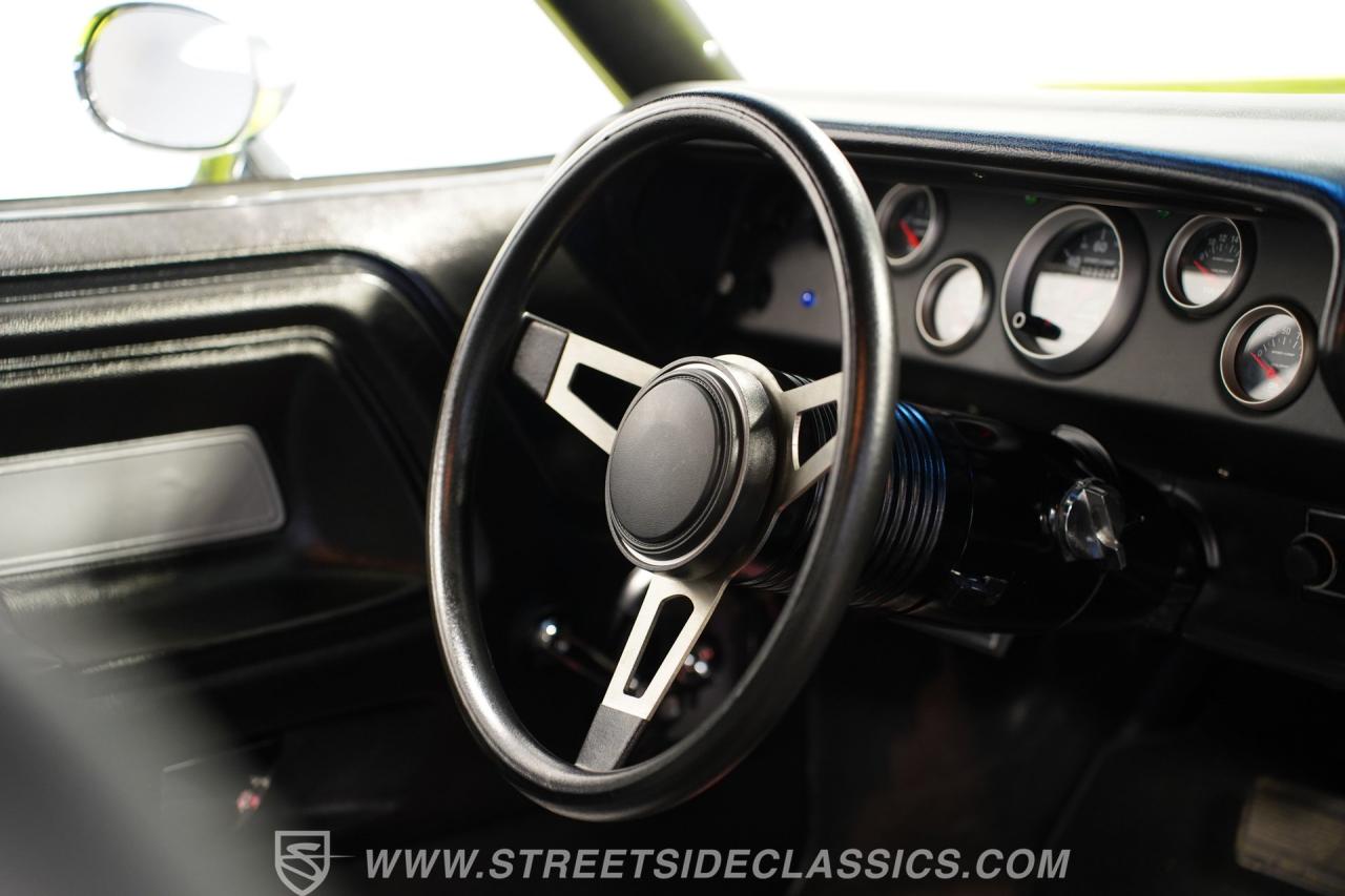 1971 Dodge Challenger R/T 426 Hemi Tribute