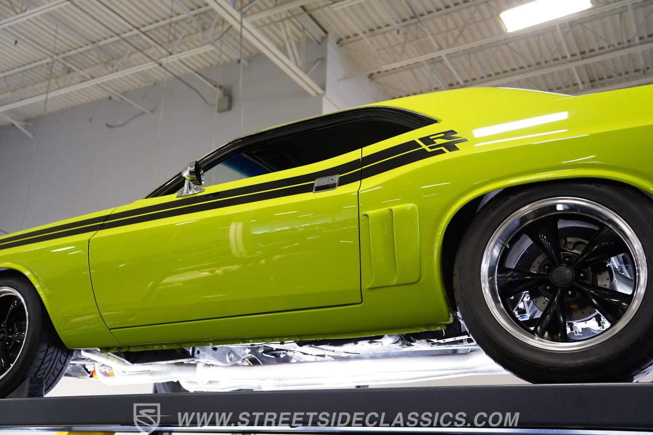 1971 Dodge Challenger R/T 426 Hemi Tribute