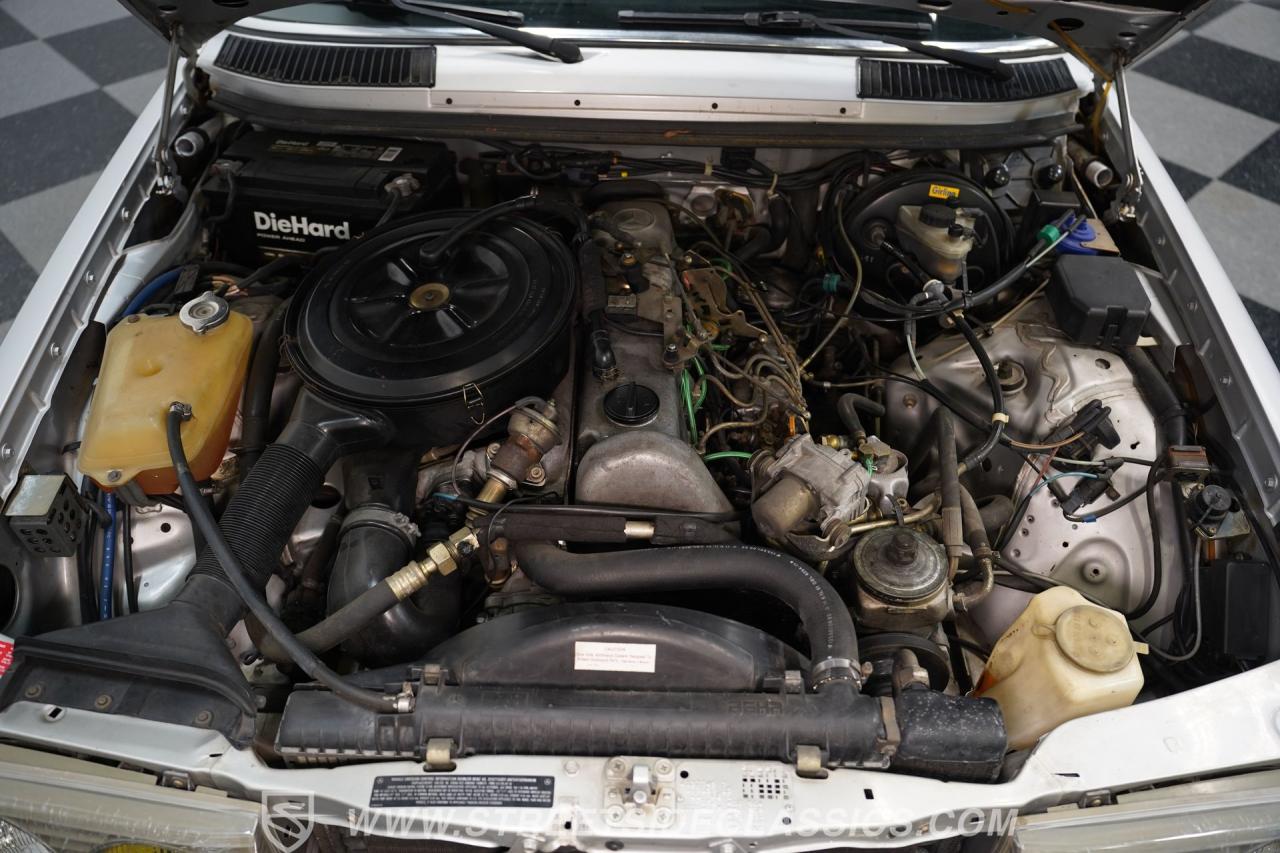 1985 Mercedes - Benz 300CD Turbo Diesel