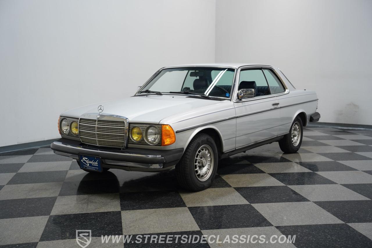 1985 Mercedes - Benz 300CD Turbo Diesel