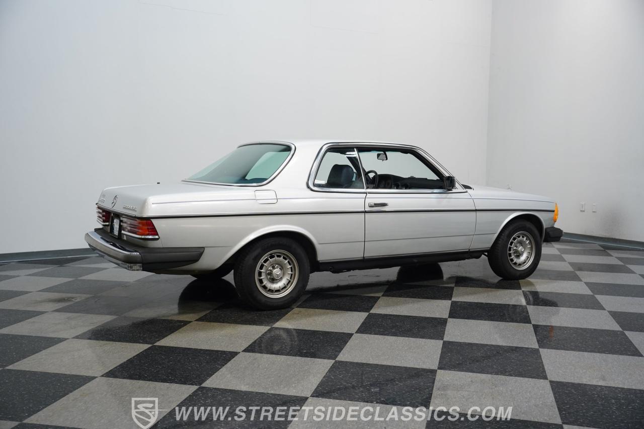 1985 Mercedes - Benz 300CD Turbo Diesel
