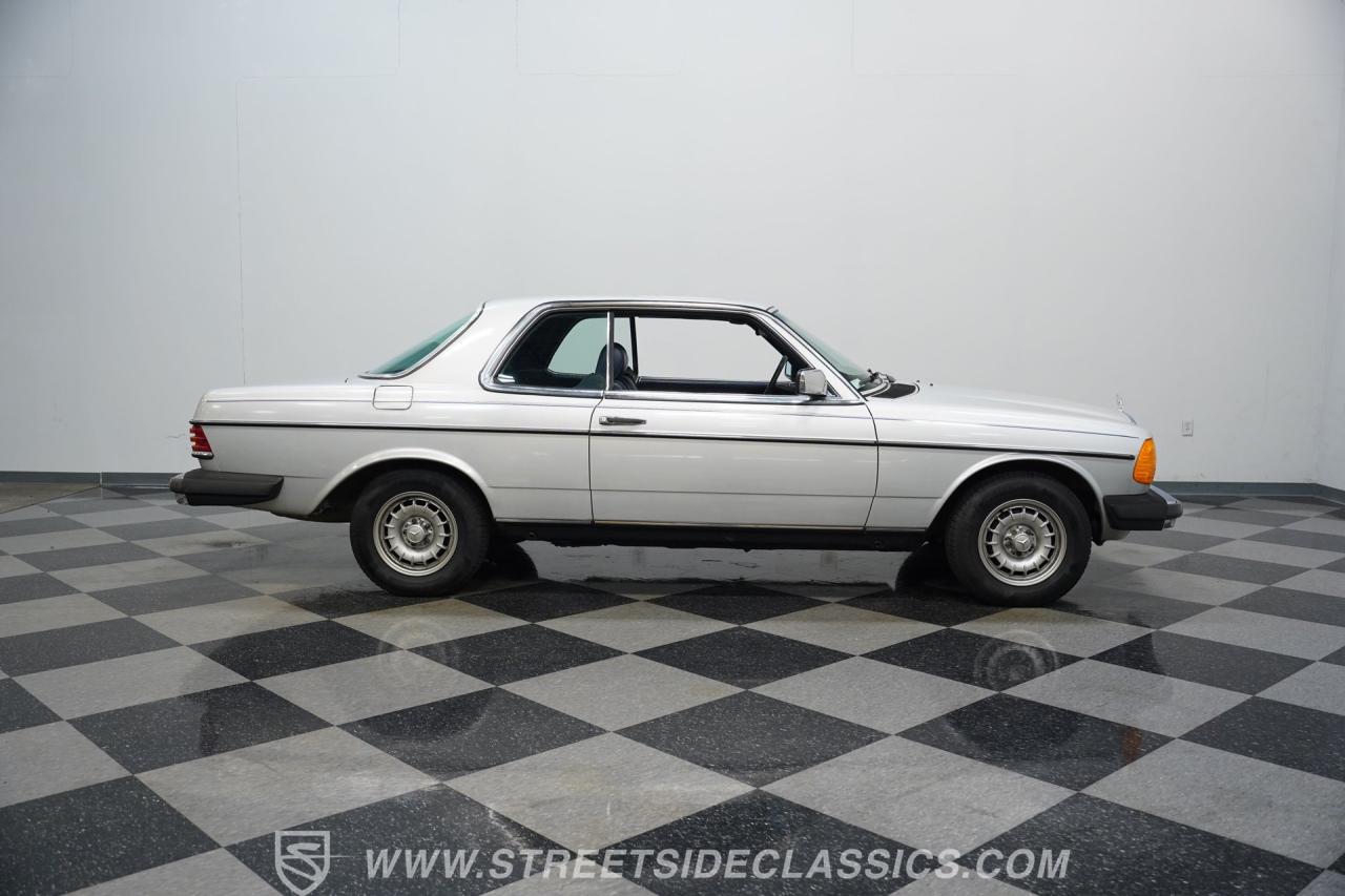 1985 Mercedes - Benz 300CD Turbo Diesel