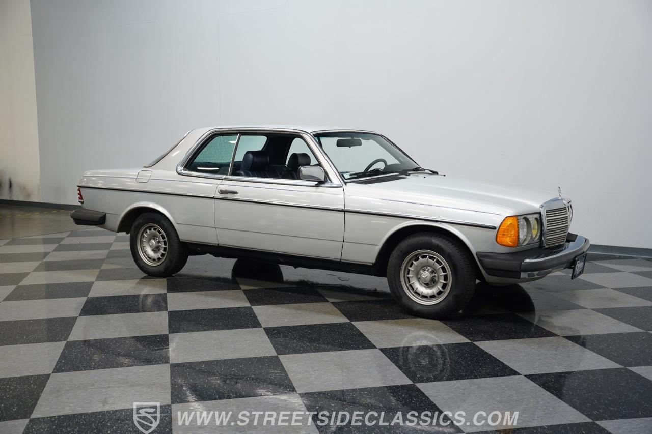 1985 Mercedes - Benz 300CD Turbo Diesel