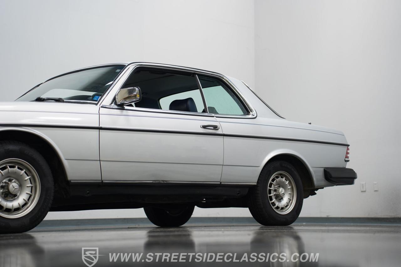 1985 Mercedes - Benz 300CD Turbo Diesel