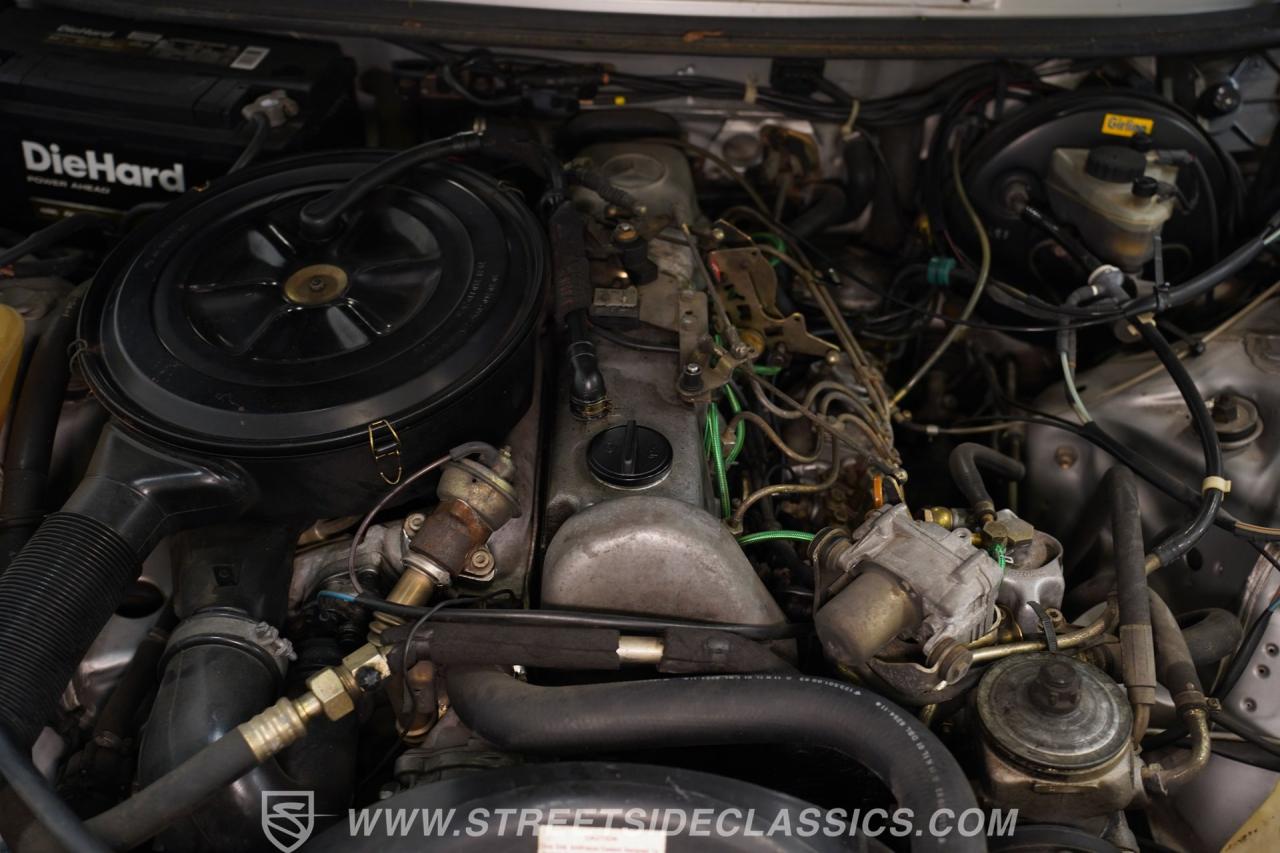 1985 Mercedes - Benz 300CD Turbo Diesel