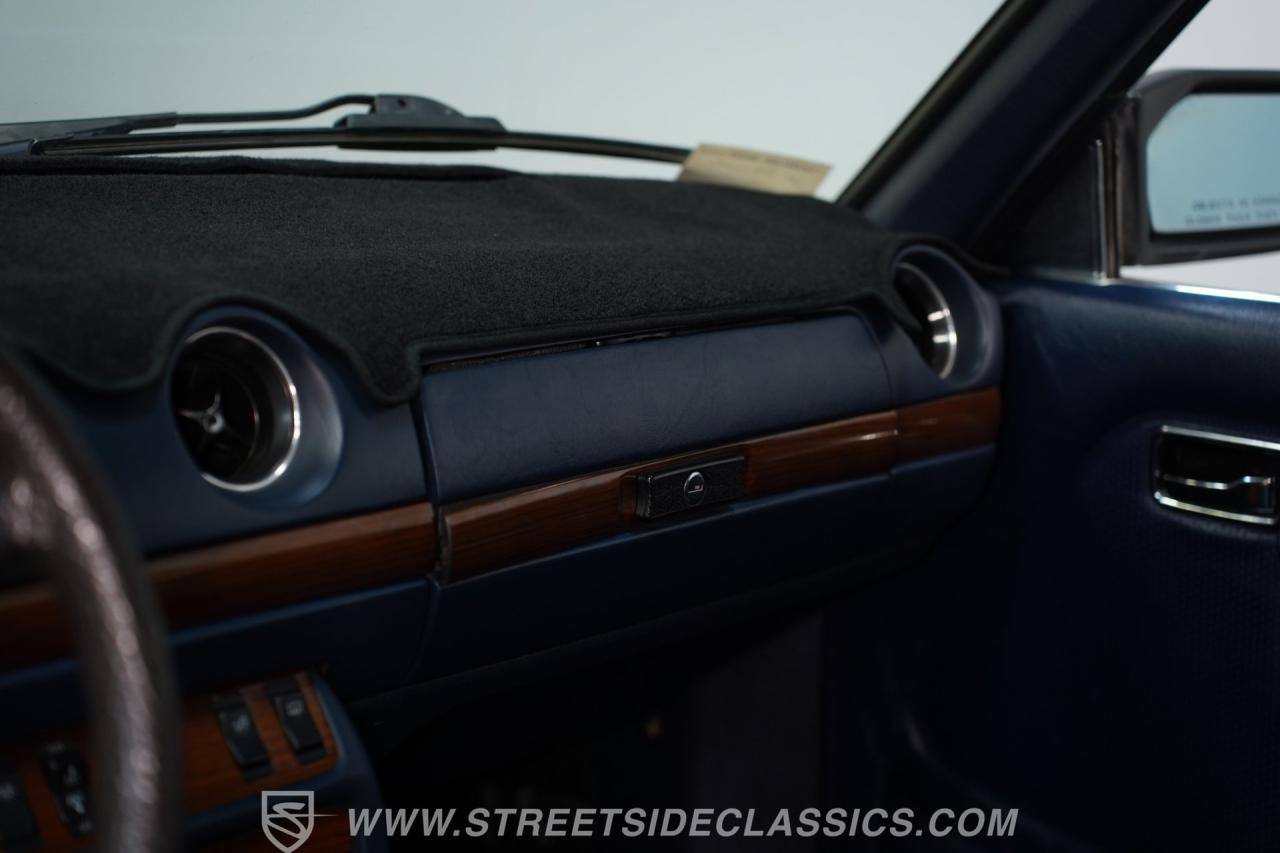 1985 Mercedes - Benz 300CD Turbo Diesel