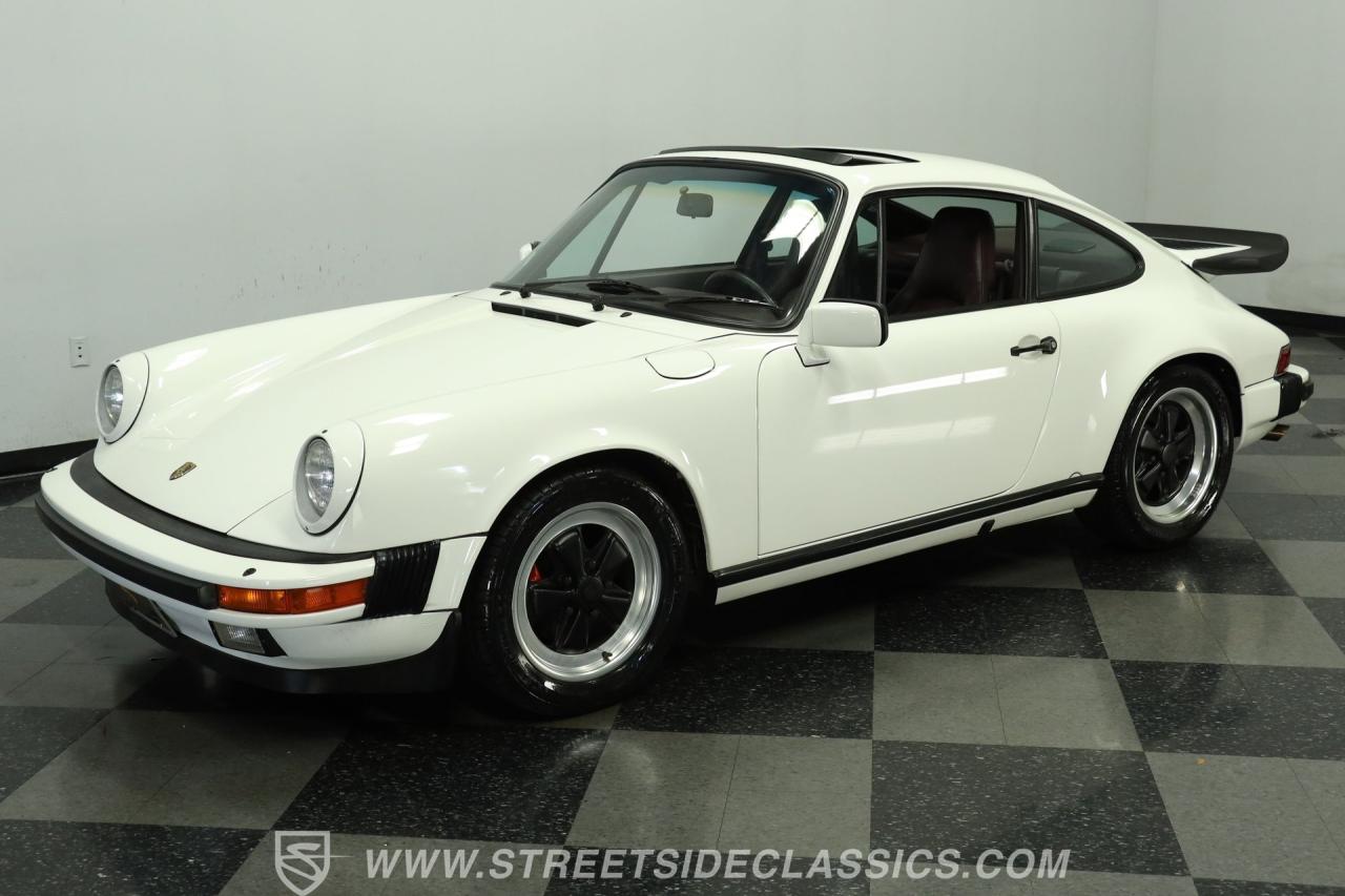 1986 Porsche 911 Carrera 