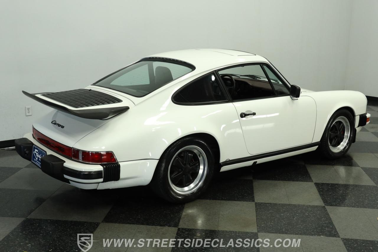 1986 Porsche 911 Carrera 