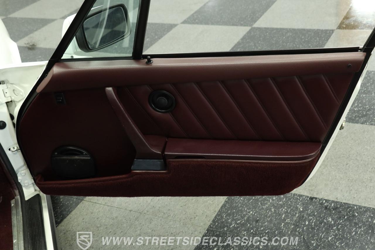 1986 Porsche 911 Carrera 