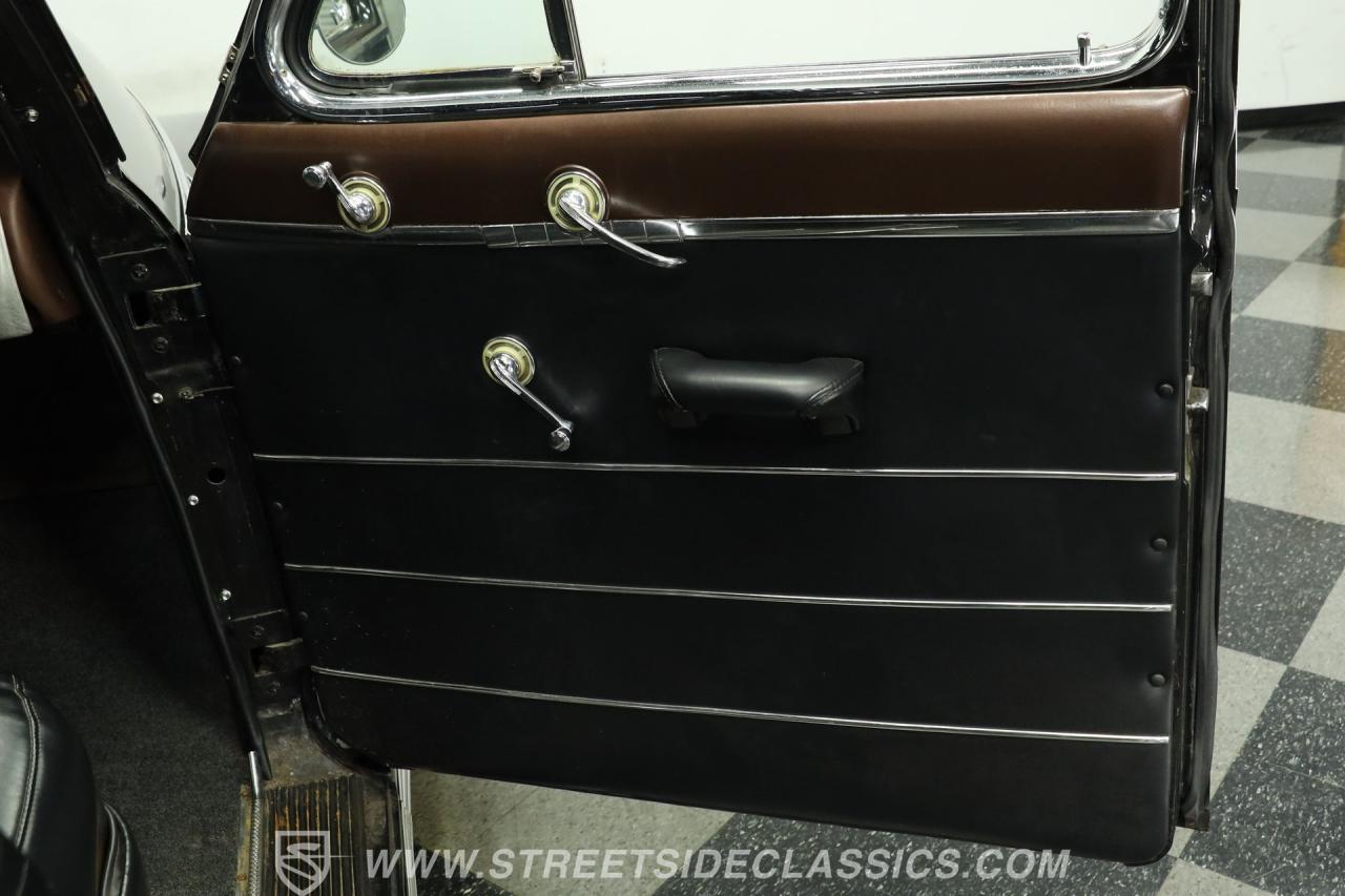 1941 Buick 90 Limited Limousine