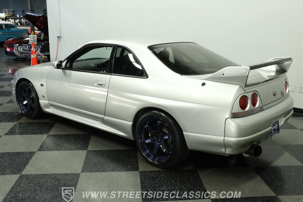 1995 Nissan Skyline GT-R R33