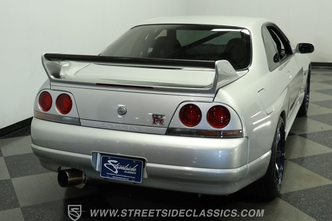1995 Nissan Skyline GT-R R33