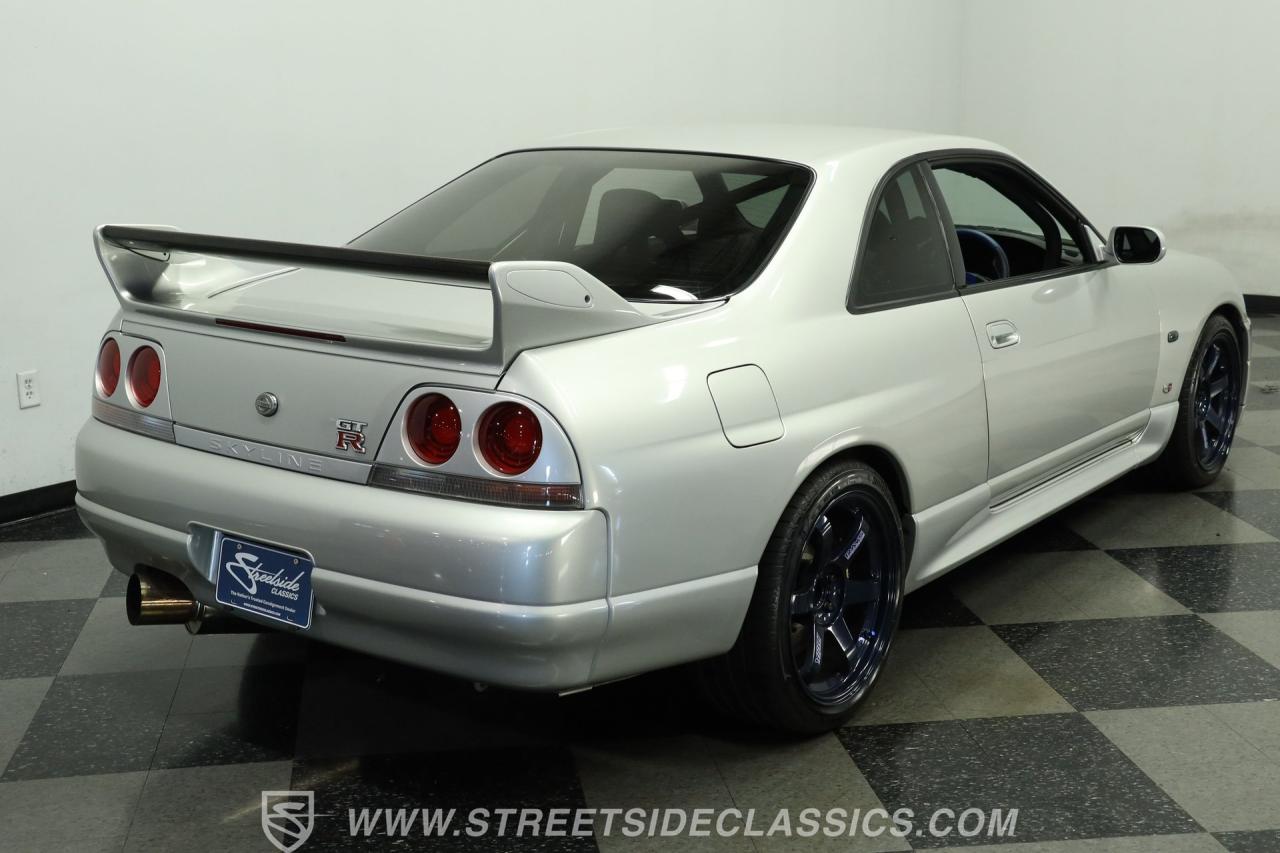 1995 Nissan Skyline GT-R R33