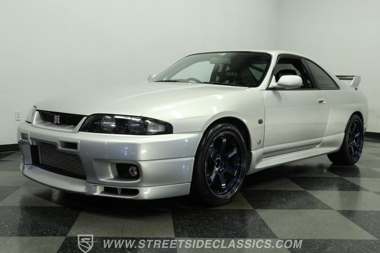 1995 Nissan Skyline GT-R R33