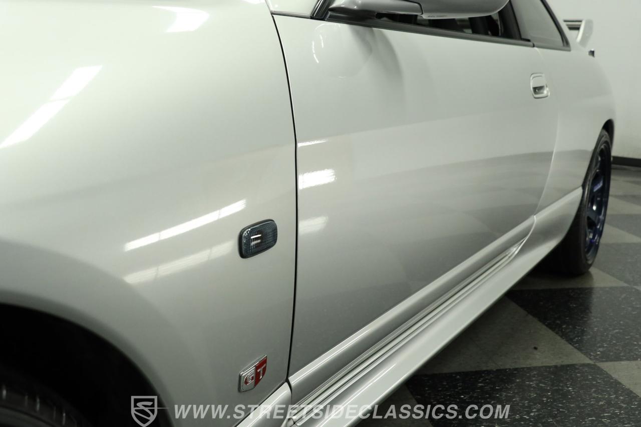 1995 Nissan Skyline GT-R R33