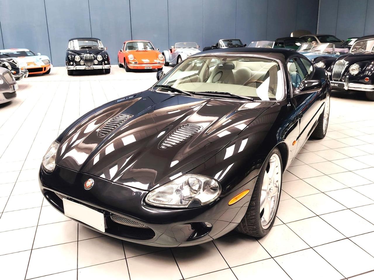 1998 Jaguar XK R COUPE