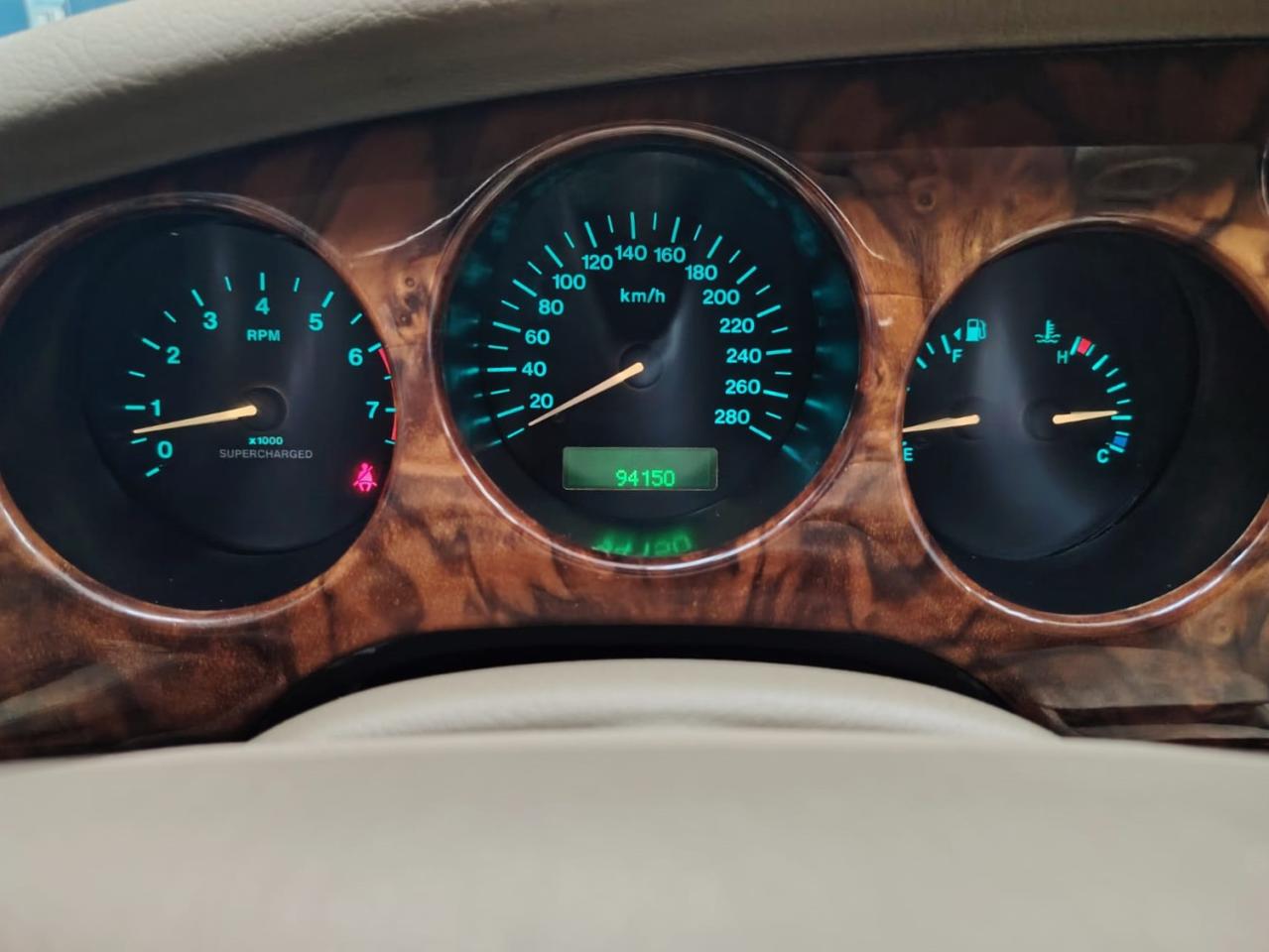 1998 Jaguar XK R COUPE