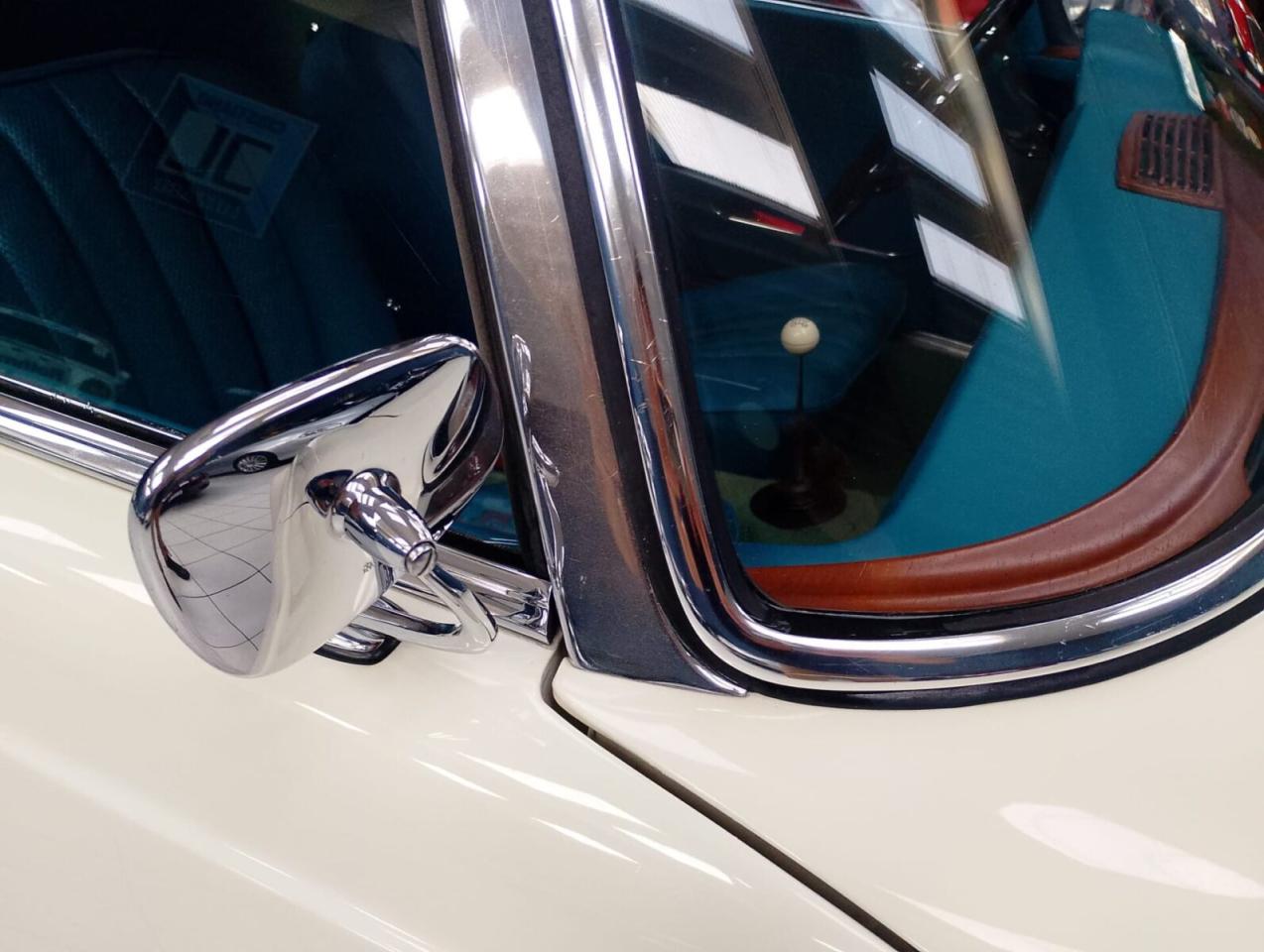 1965 Mercedes - Benz 230 SL PAGODE