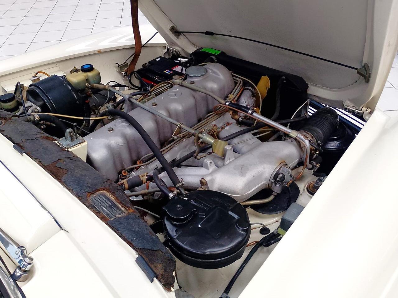 1965 Mercedes - Benz 230 SL PAGODE