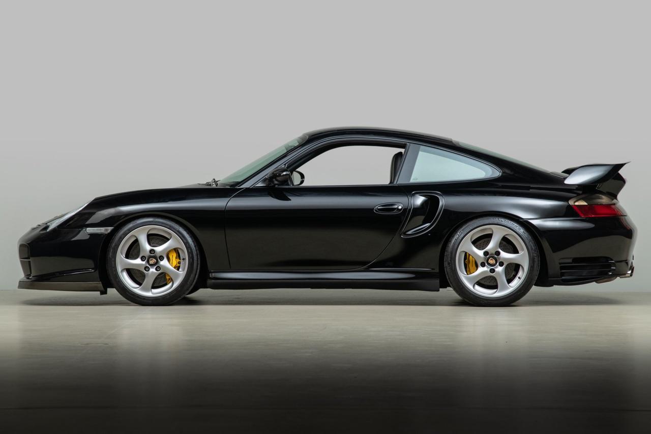 2001 Porsche 911 GT2