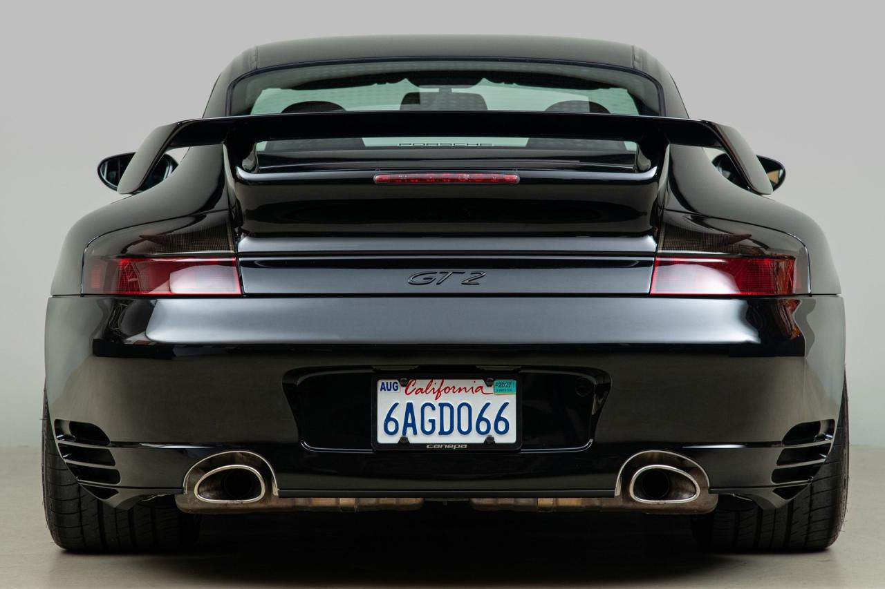 2001 Porsche 911 GT2