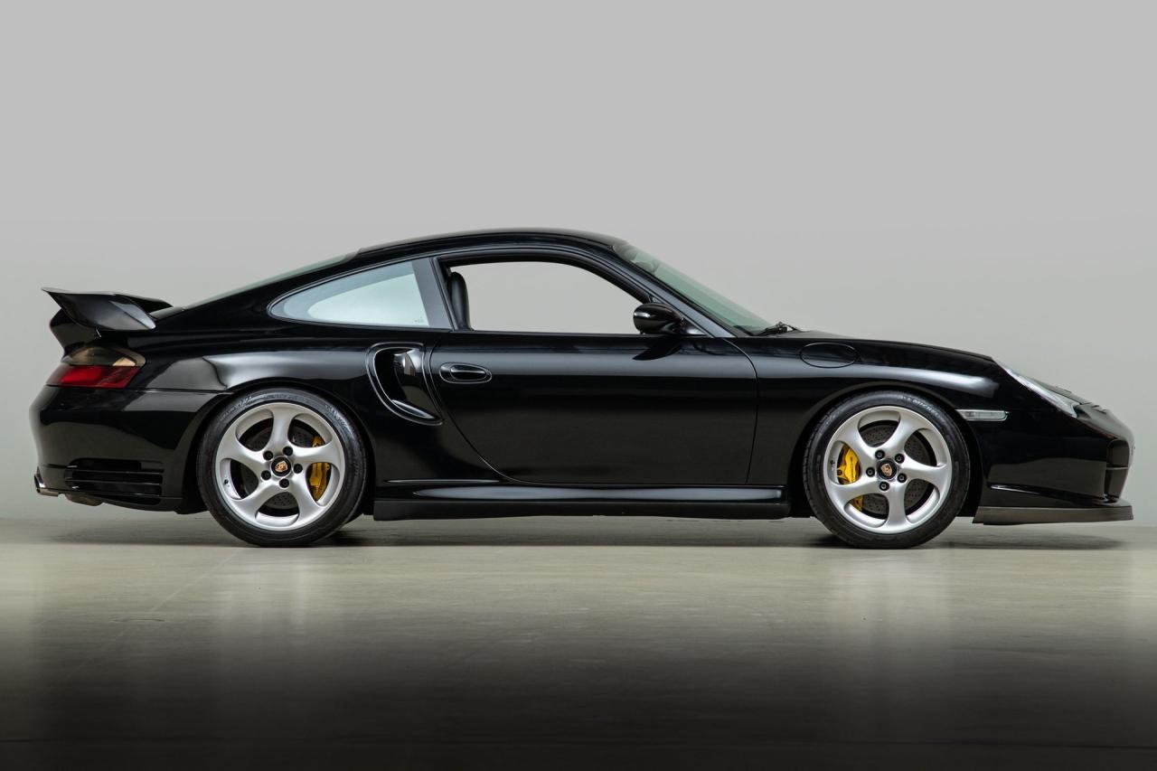 2001 Porsche 911 GT2