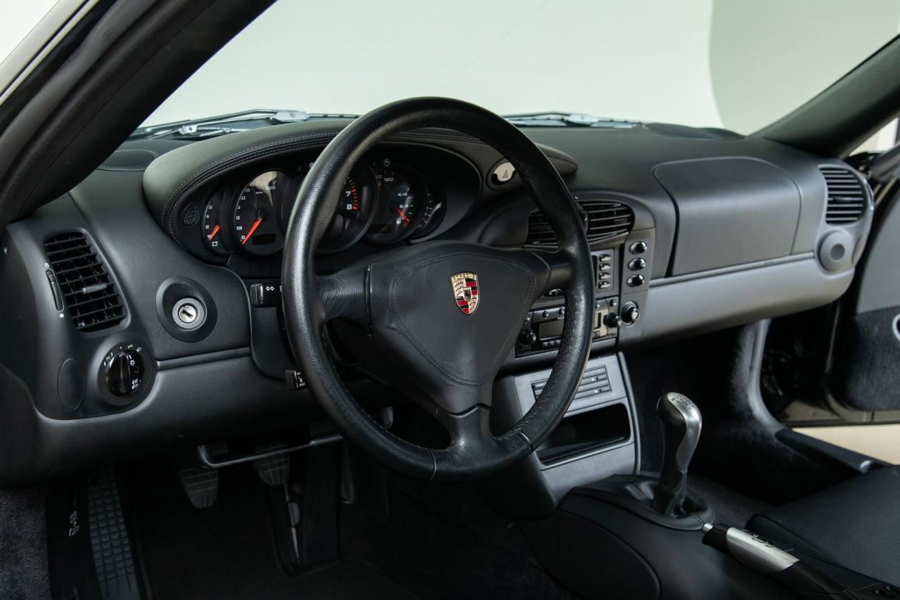 2001 Porsche 911 GT2