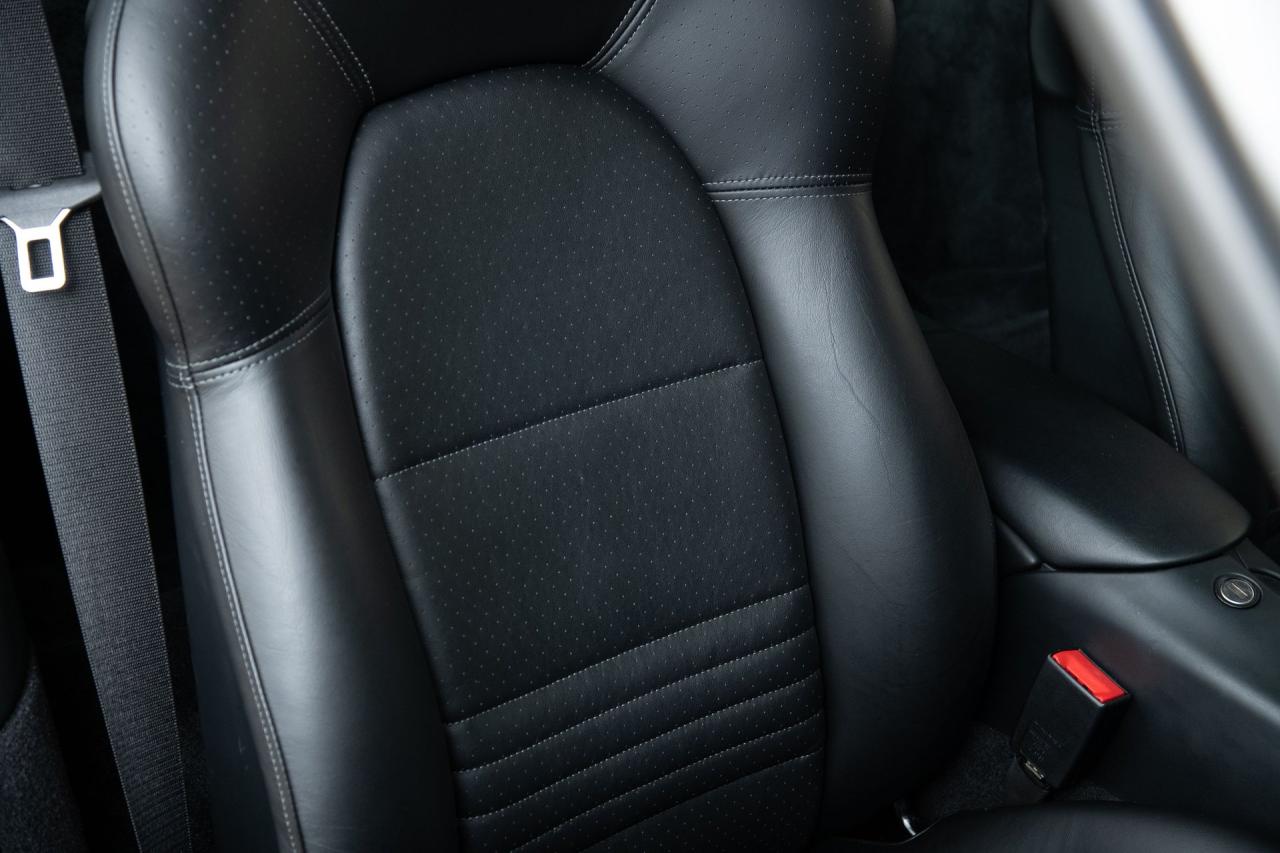 2001 Porsche 911 GT2