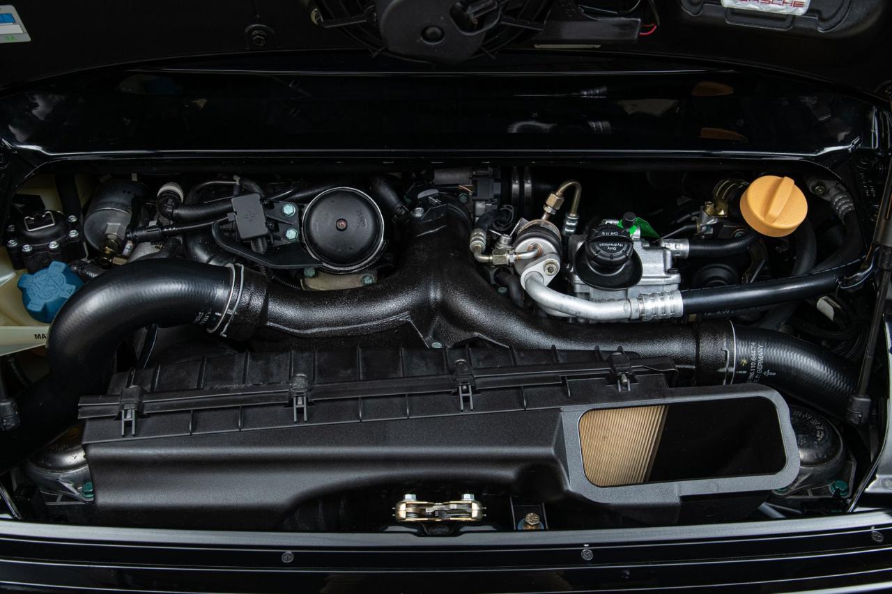 2001 Porsche 911 GT2