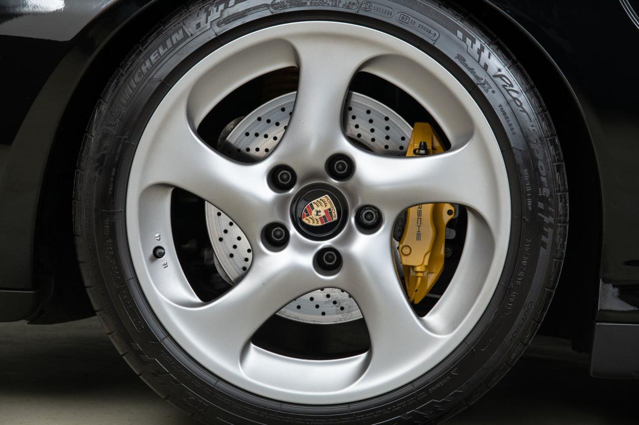 2001 Porsche 911 GT2