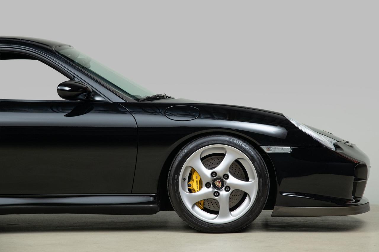 2001 Porsche 911 GT2