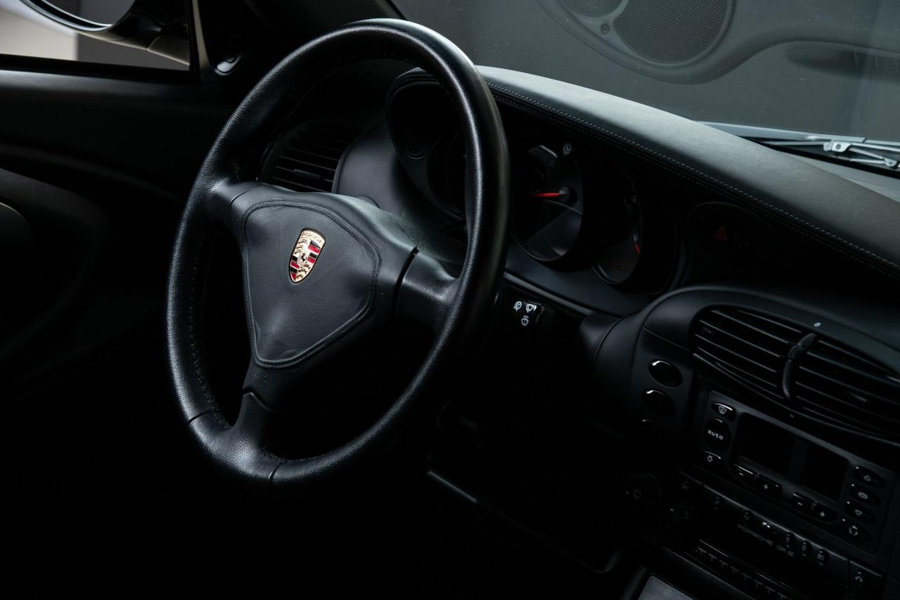 2001 Porsche 911 GT2