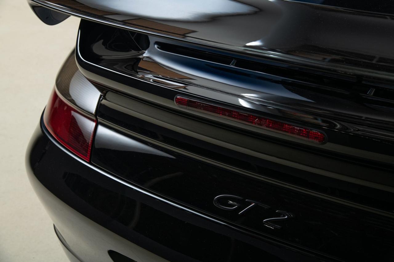 2001 Porsche 911 GT2