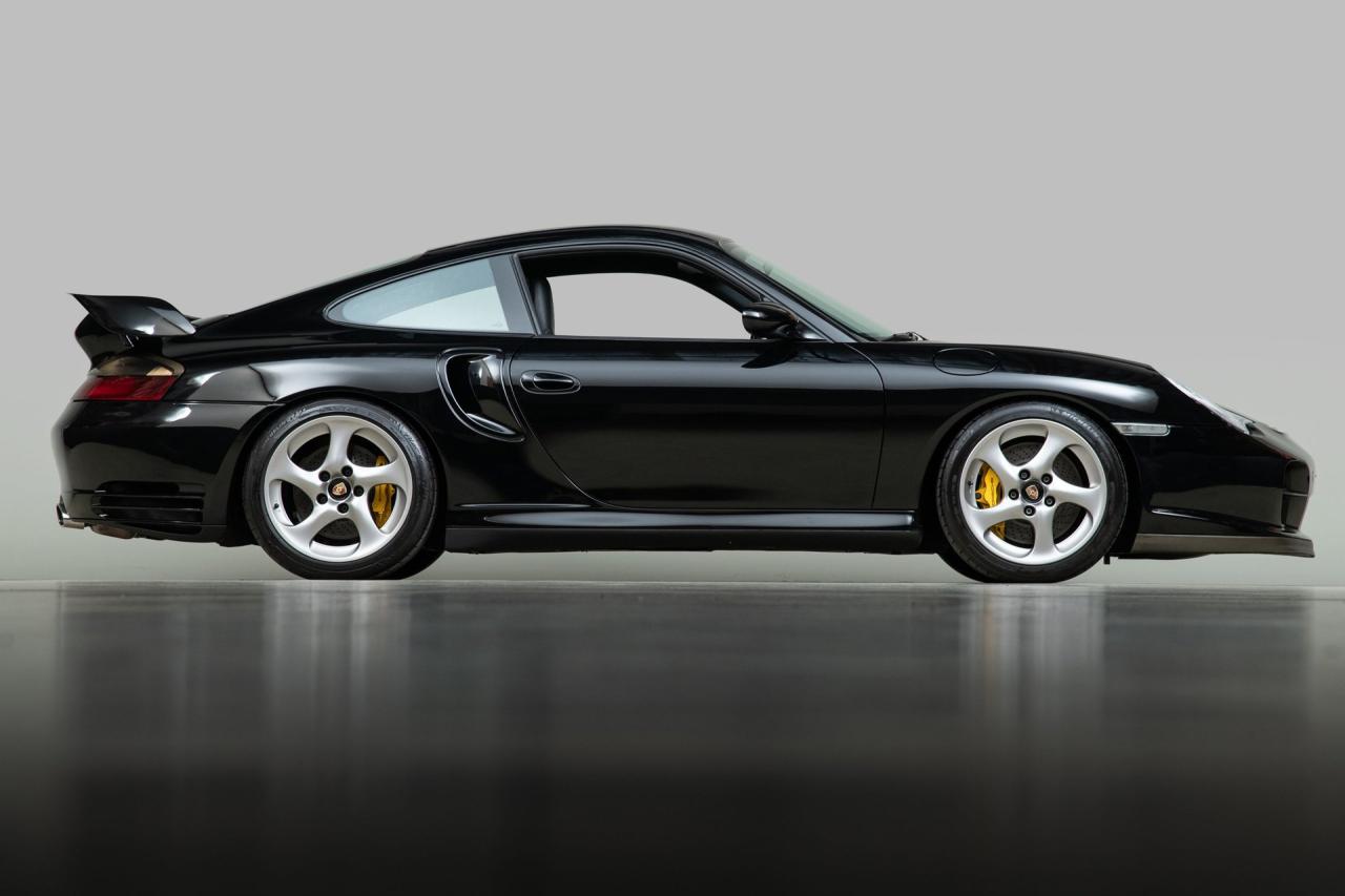2001 Porsche 911 GT2