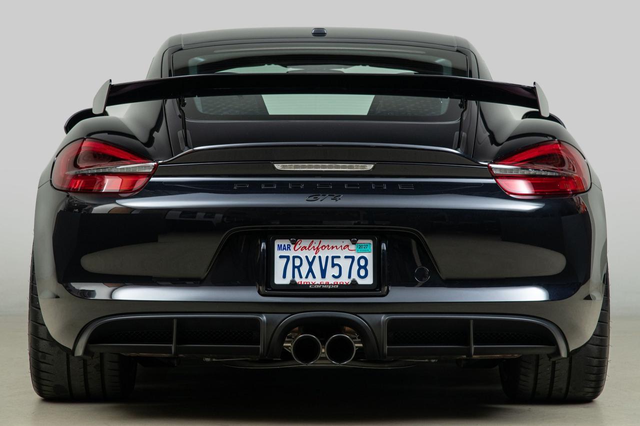 2016 Porsche Cayman GT4