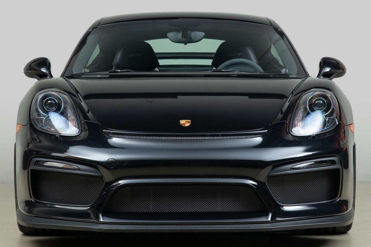 2016 Porsche Cayman GT4