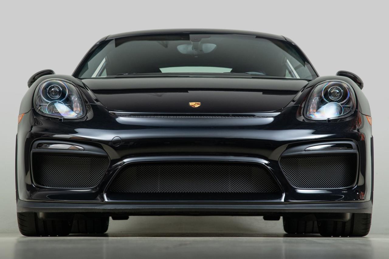 2016 Porsche Cayman GT4