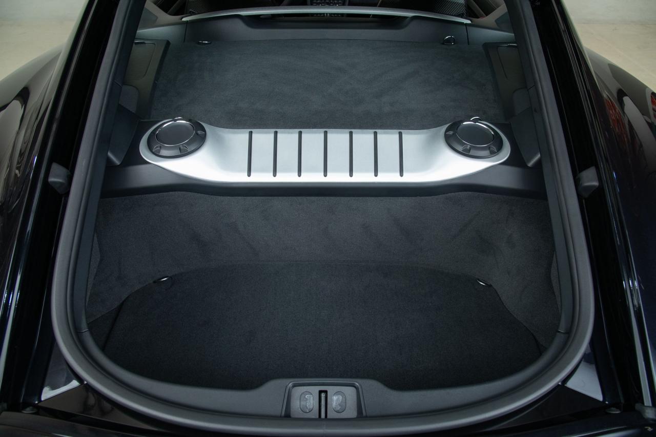 2016 Porsche Cayman GT4