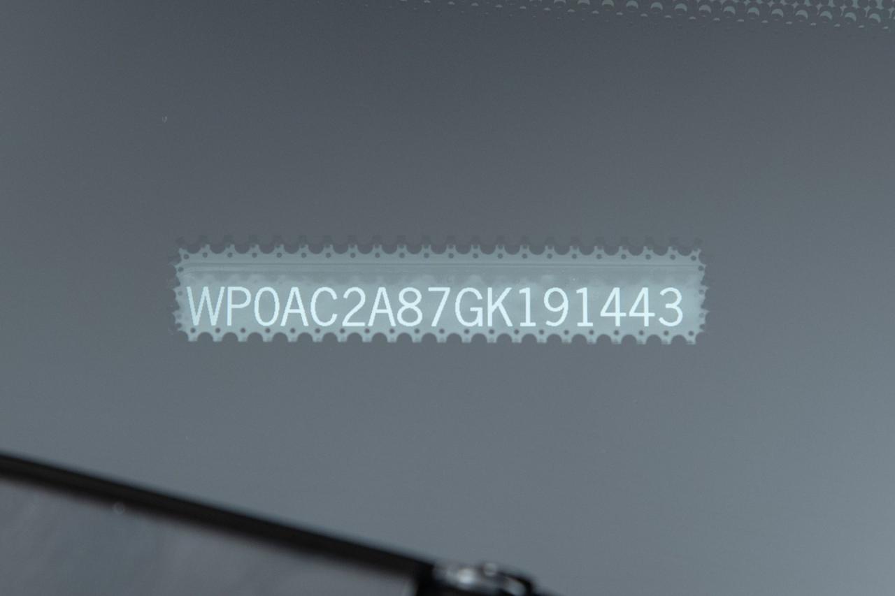 2016 Porsche Cayman GT4