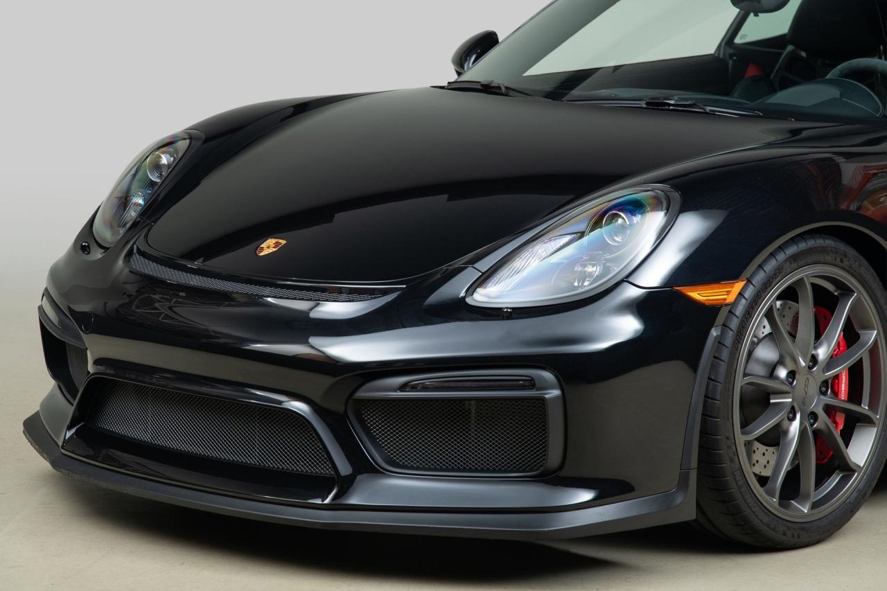 2016 Porsche Cayman GT4